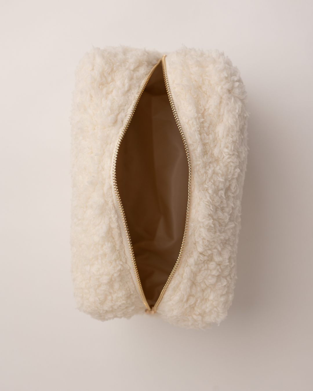 Nooan Gifting | Plush Cosmetic Bag