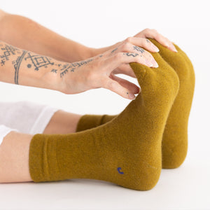 Possum Merino Wool HAMILTON Socks, Ecru Olive