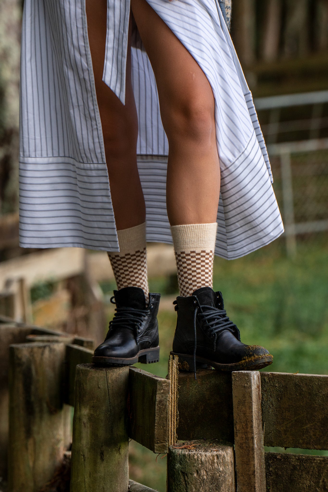 Possum Merino Wool DUNEDIN Chess Socks, Ivory